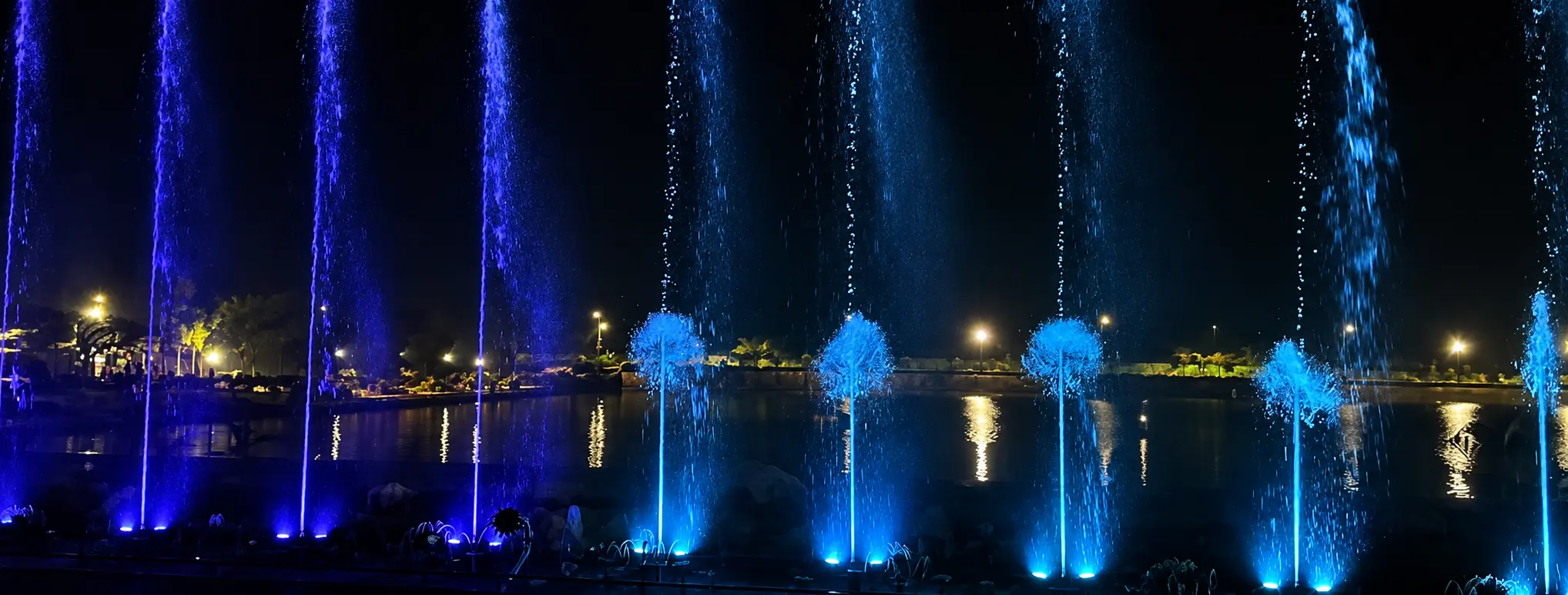 Shooting water-jet effect in the Balangi Park musical fountain