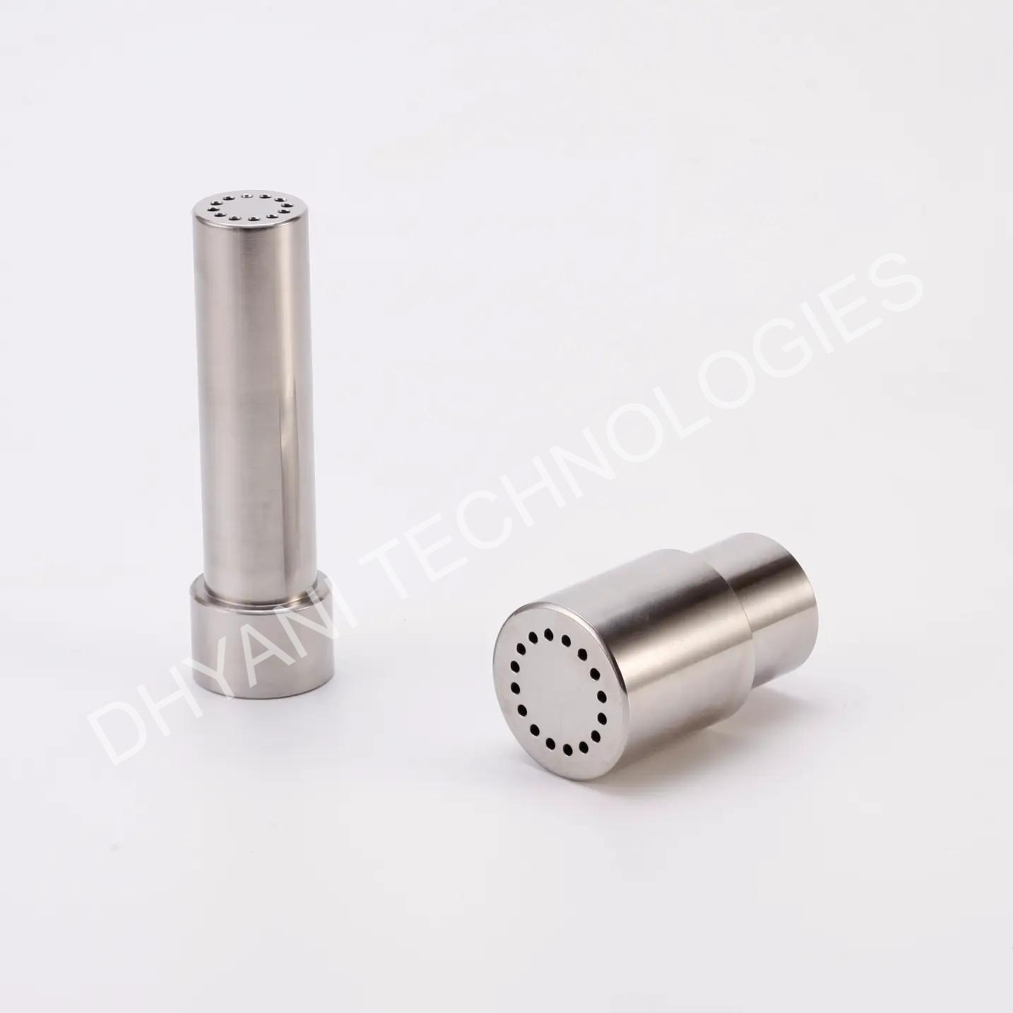 Hollow jet fountain nozzle forming a circular ring spray pattern