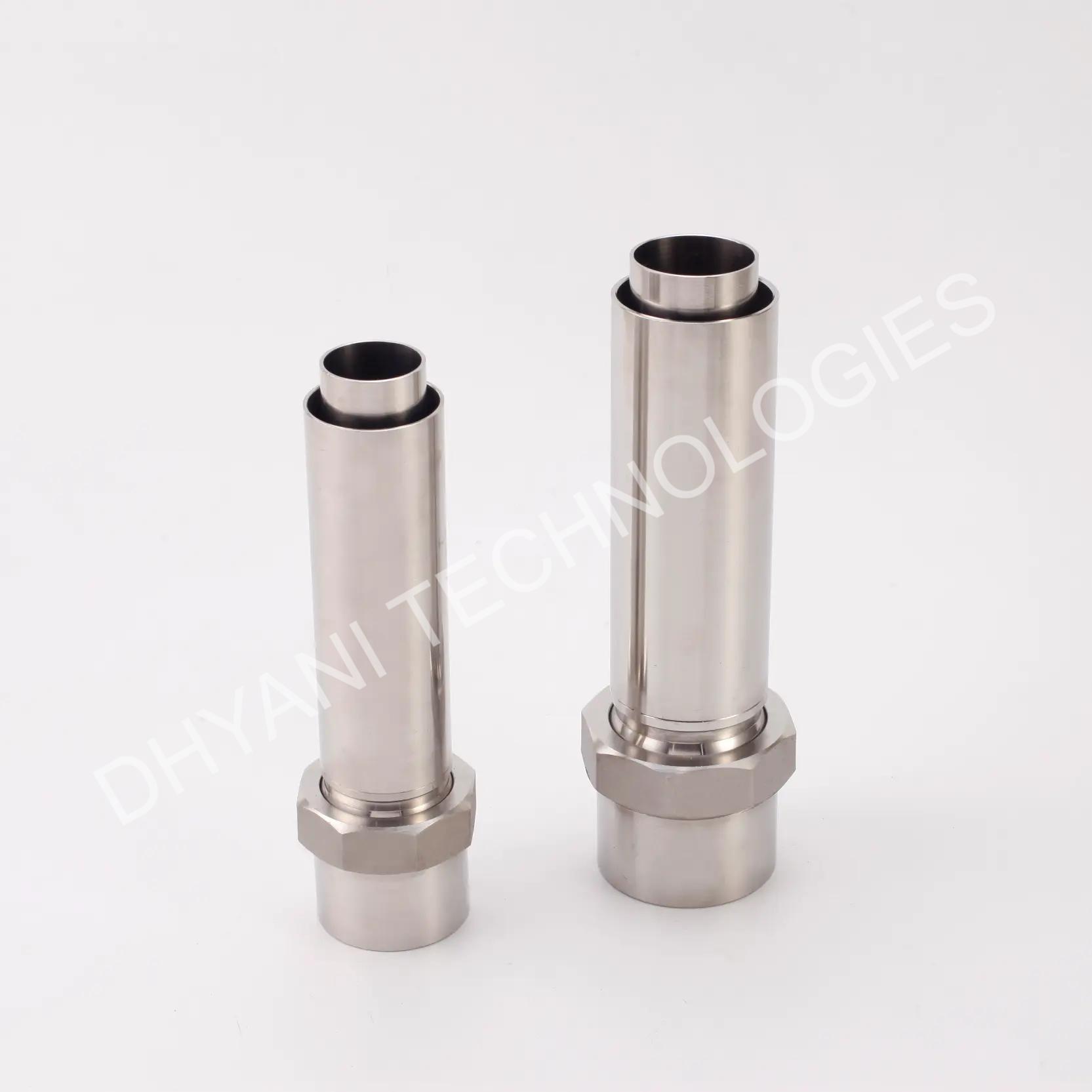 Water column pipe nozzle delivering a strong vertical jet through pipe
