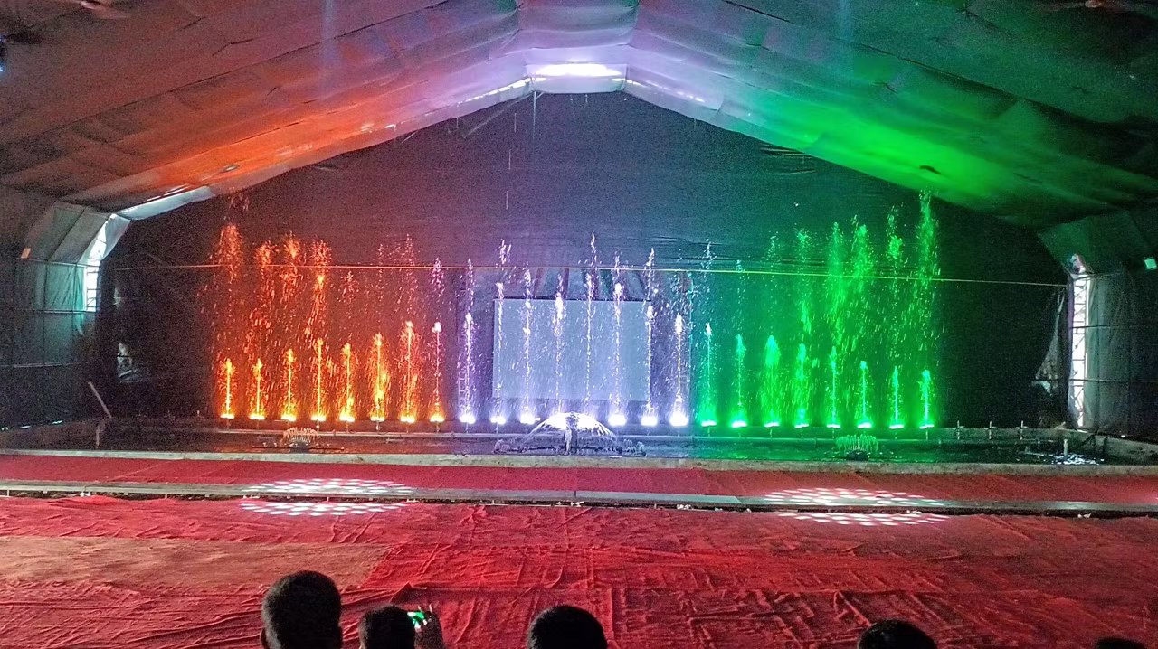 Musical Fountain Chasing Effect