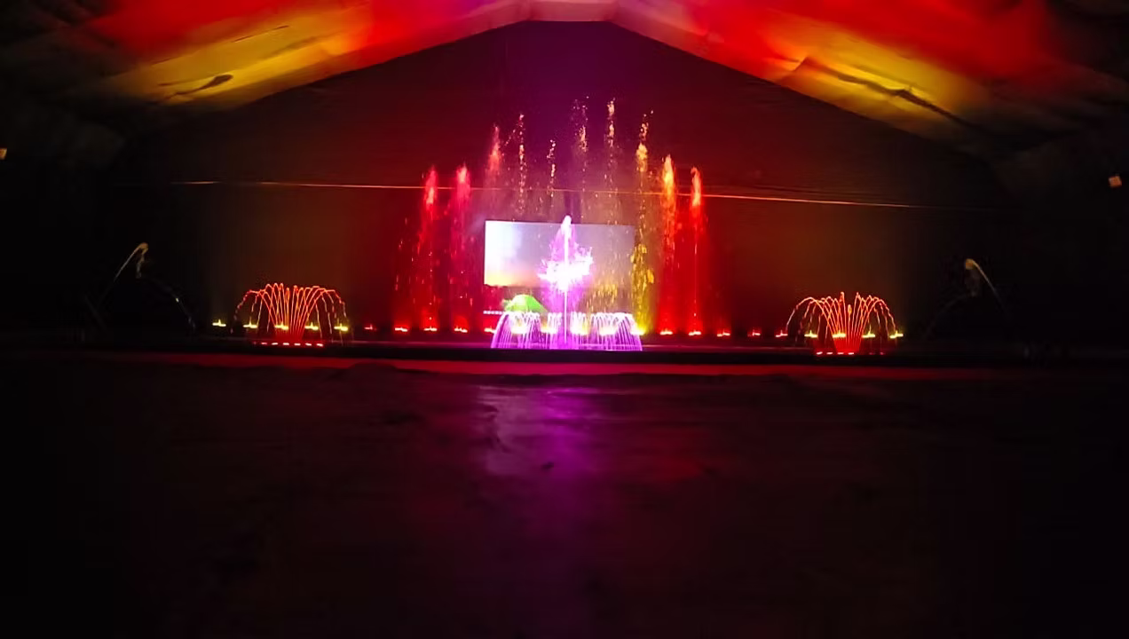 Musical Fountain Chasing Effect