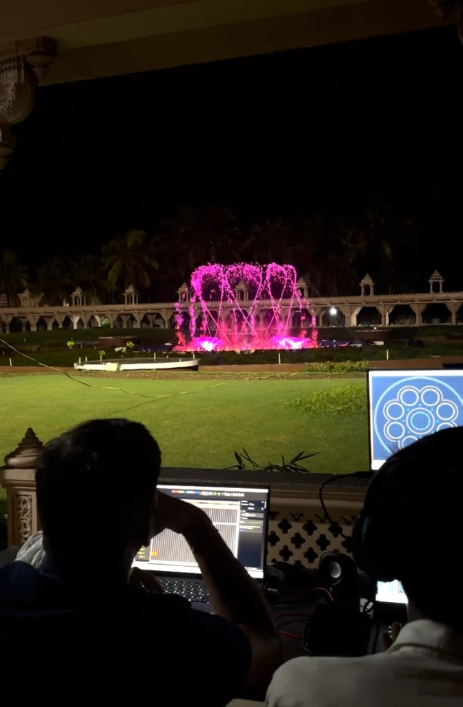Multimedia Water Show at BAPS Sankari, Surat Professional water-show choreography by Dhyani Technologies